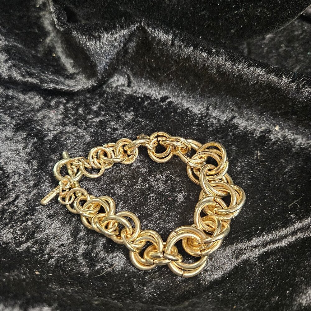 Nine West gold tone chunky chain bracelet